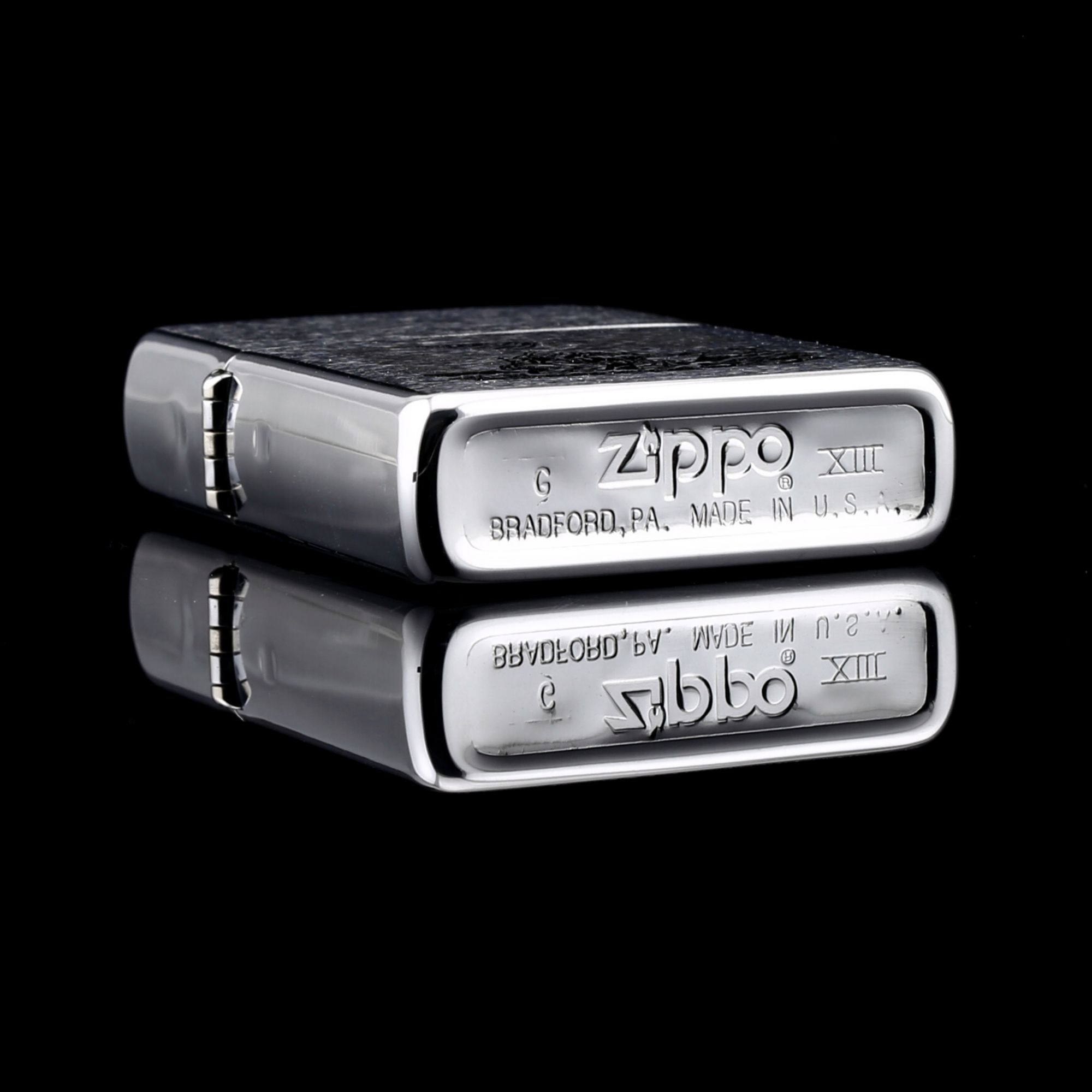 Zippo-US-ARMY-VICOTRY-XIII-1997-zippo-co-la-ma-chien-tranh-chinh-hang-my-100%-mua-zippo-co-o-dau