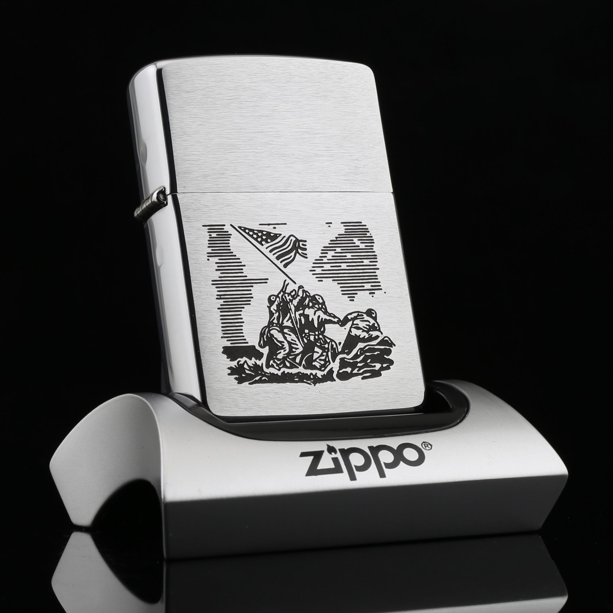 Zippo-US-ARMY-VICOTRY-XIII-1997-zippo-co-la-ma-chien-tranh-chinh-hang-my-100%