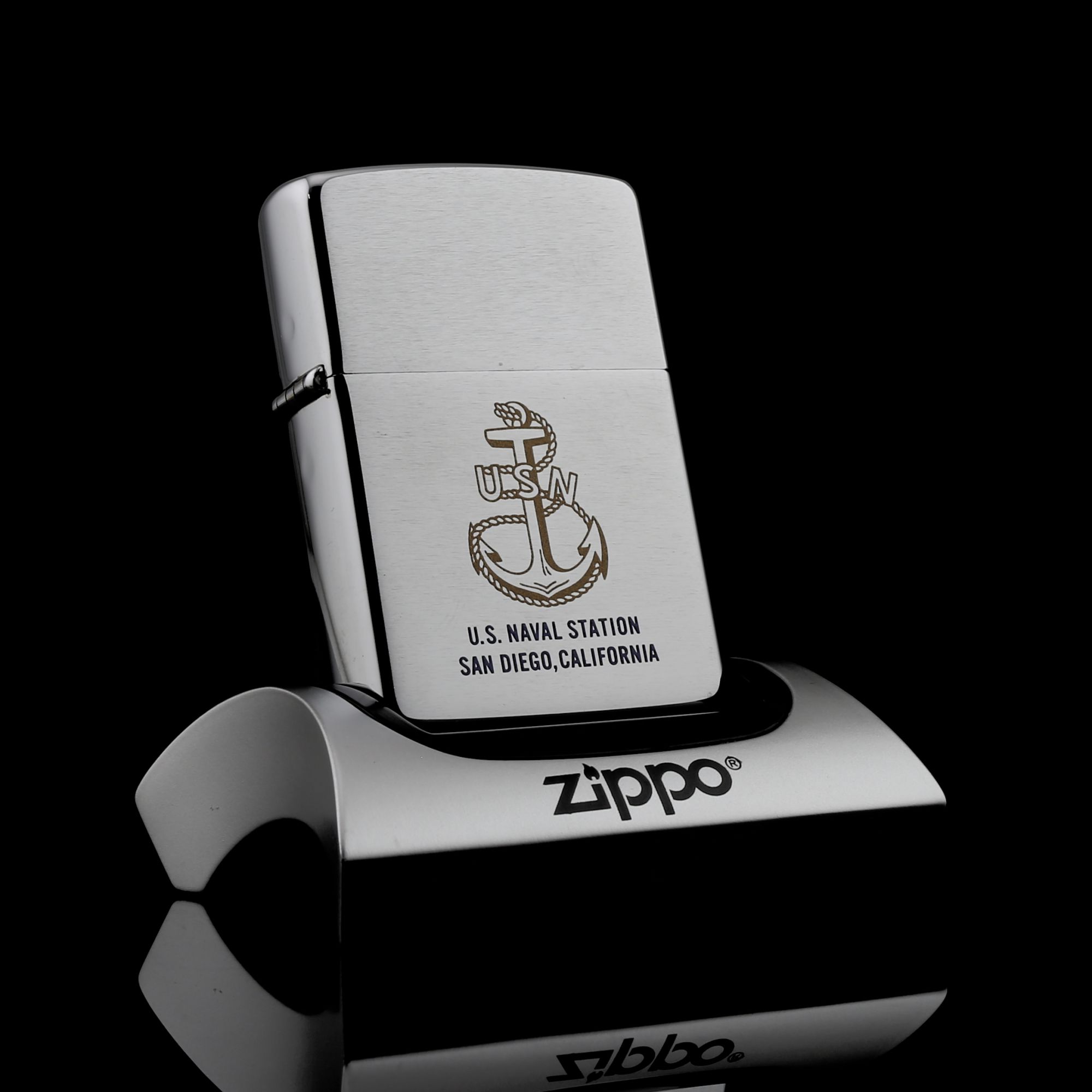 Zippo-US-NAVAL-STATION-SAN-DIEGO-CALIFORNIA-1989-mo-neo-hai-quan-my