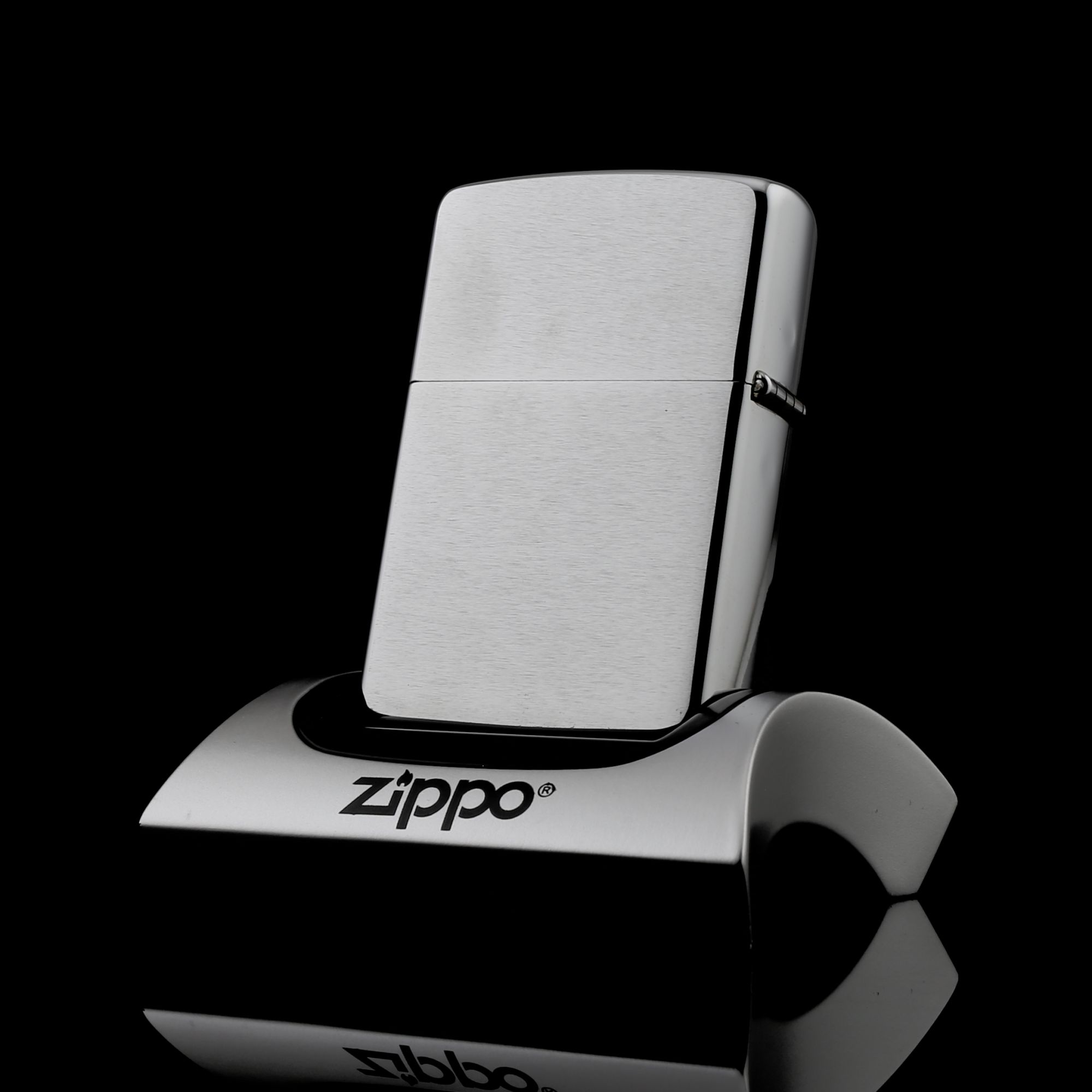 Zippo-US-NAVAL-STATION-SAN-DIEGO-CALIFORNIA-1989-mo-neo-hai-quan-my-co-dien