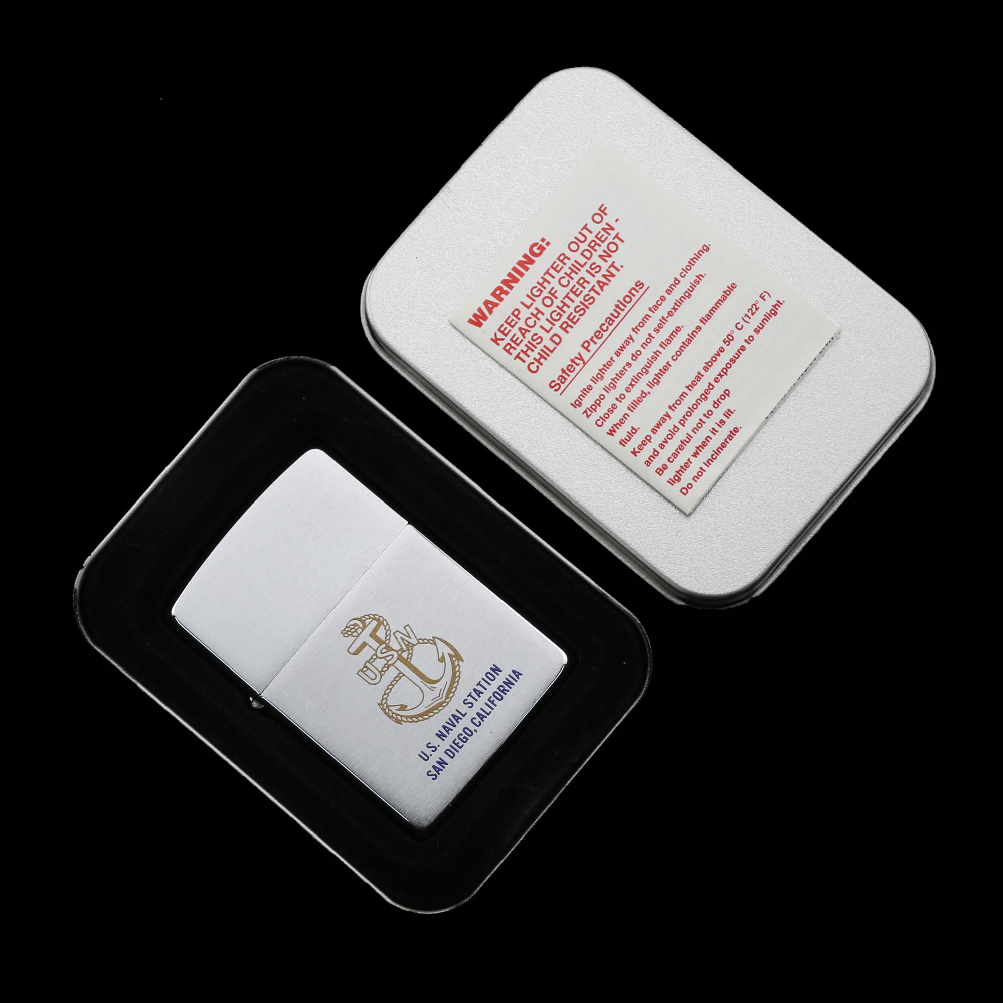 Zippo-US-NAVAL-STATION-SAN-DIEGO-CALIFORNIA-1989-mo-neo-hai-quan-my-suu-tam-gia-tri-cao