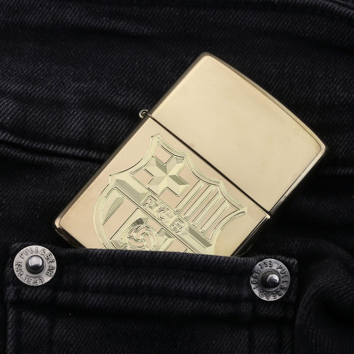 Zippo Khắc Logo F.C. Barcelona tặng sếp