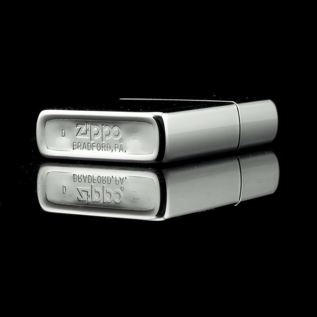 bat-lua-zippo-engine-tuned-1990-vi-soc-bong-6-la-ma