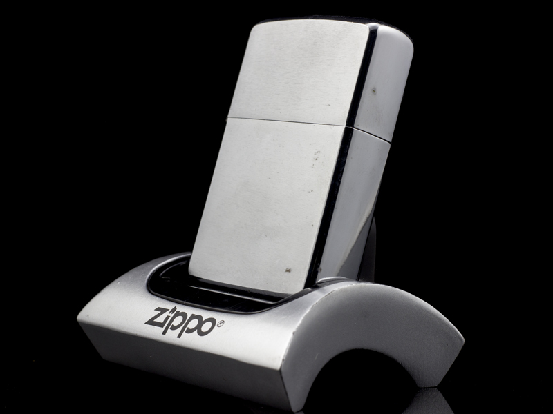 zippo-co-bruhsed-chrome-8-gach-1974-hiem
