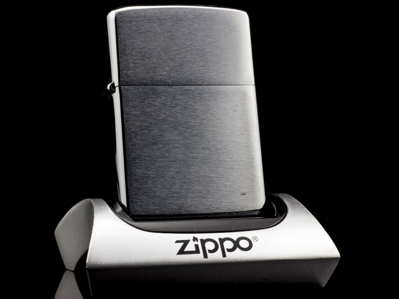 zippo-co-bruhsed-chrome-8-gach-1974-qui