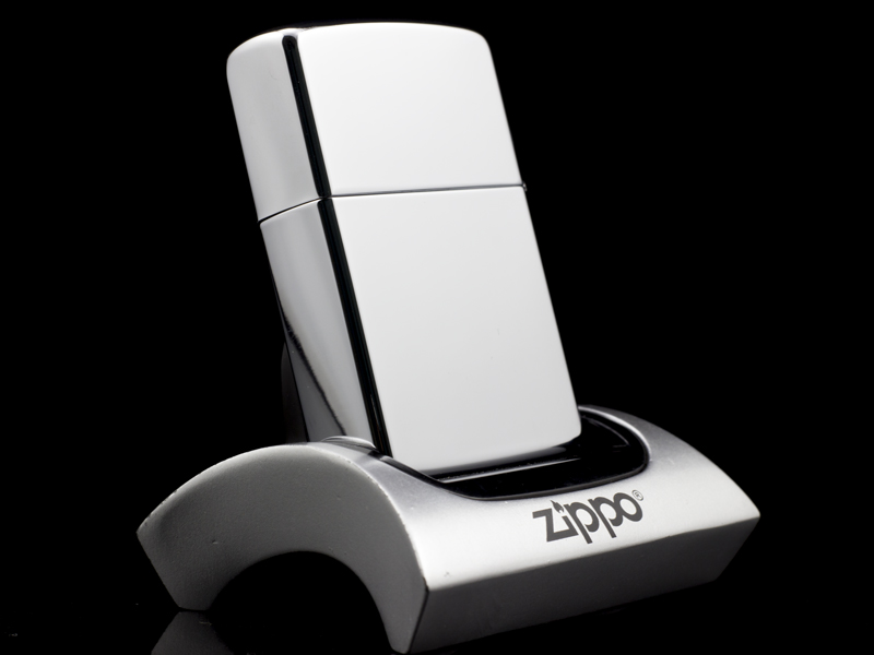 Zippo-high-polish-chrome-8-gach-1982-chinh-hang