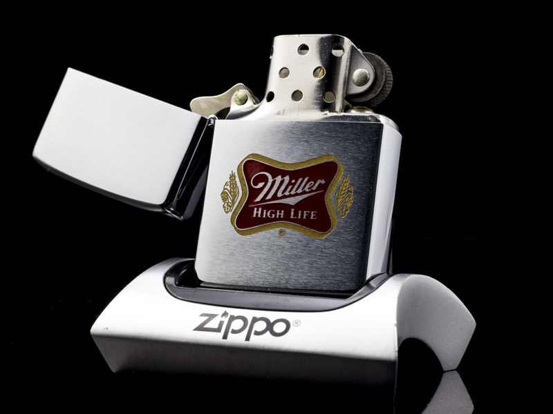 Zippo-la-ma-miller-high-life-7-gach-1983-qui