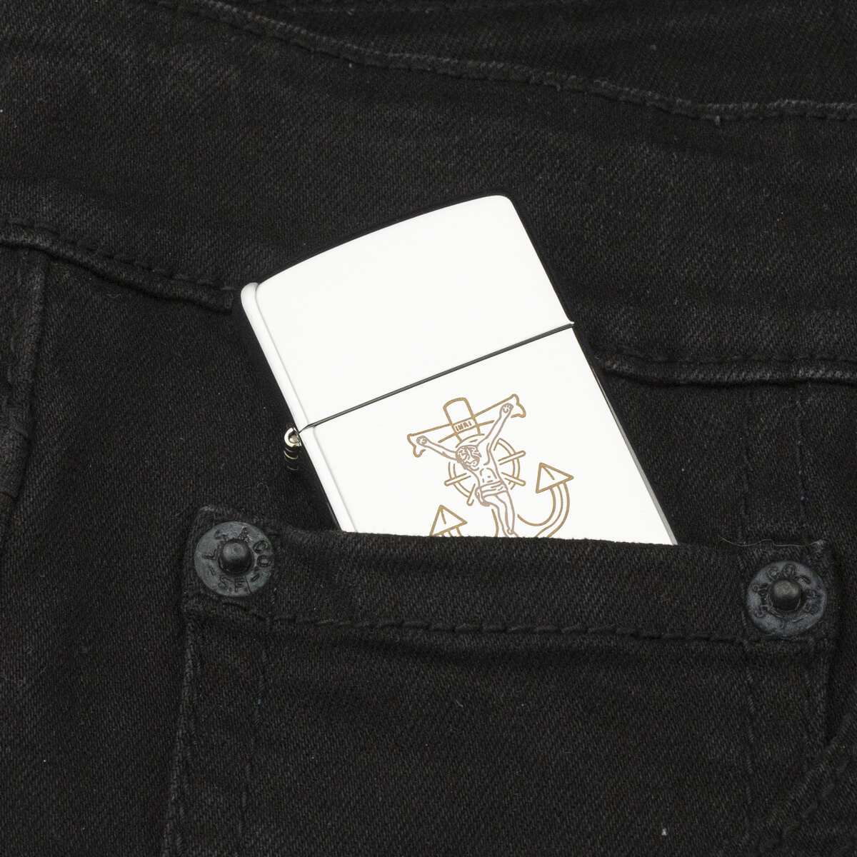 bat-lua-zippo-jesus-christ-anchor-2002-chua-thap-gia-mo-neo-qua-giang-sinh