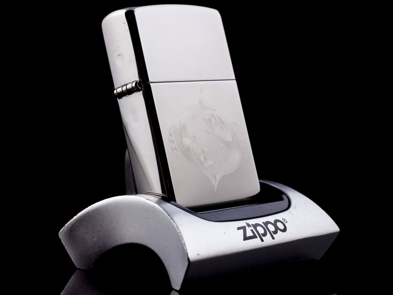 Zippo Khắc 12 Cung Hoàng Đạo Song Ngư - Pisces