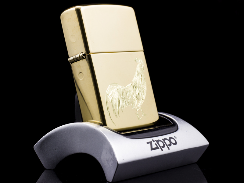 Zippo-khac-cao-cap-tuoi-dau-hang-chinh-hang-tai-cua-hang-usa-my-12-con-giap-phong-thuy