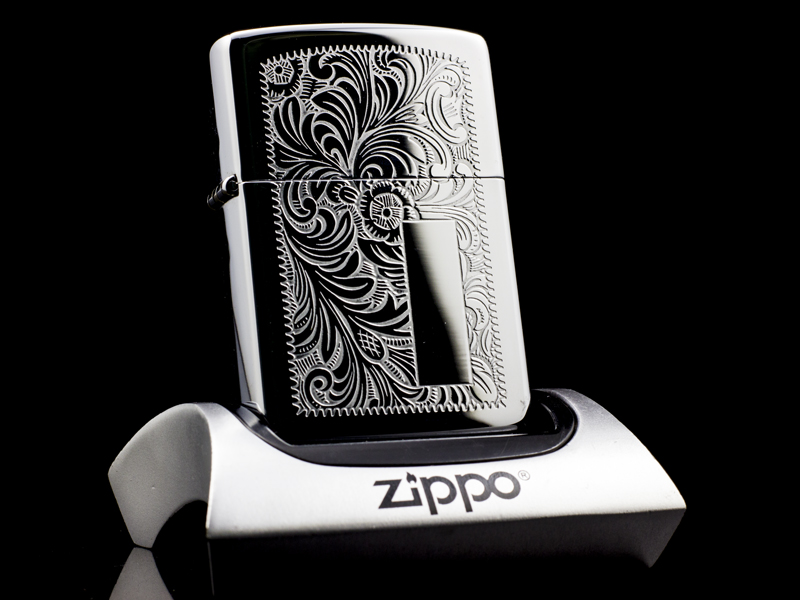 Zippo-la-ma-Venatian-V-1989-co-nhap-khau