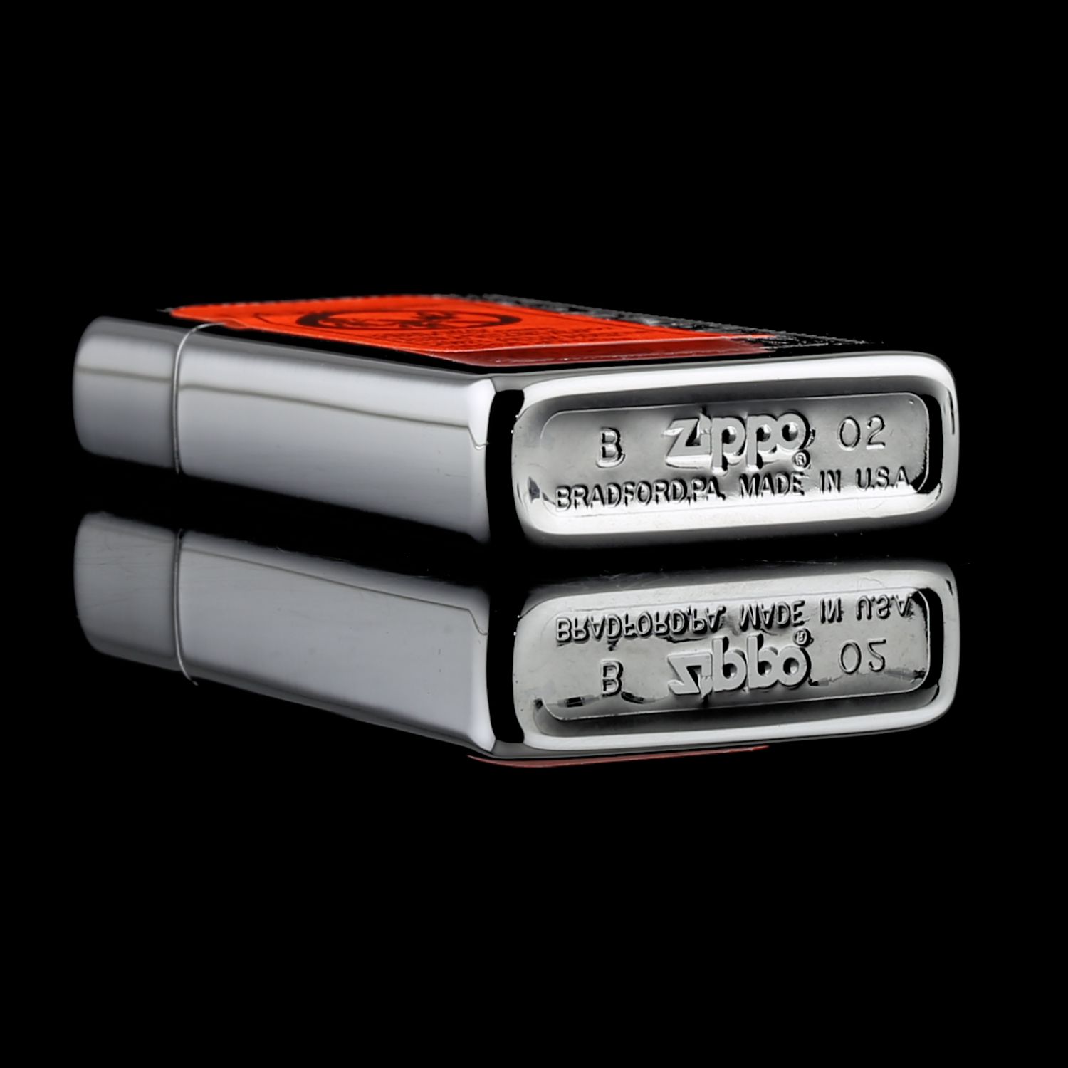 Zippo-la-ma-Slim-Venetian-B-2002-nho-gon-tinh-te-moc-day-nguoc