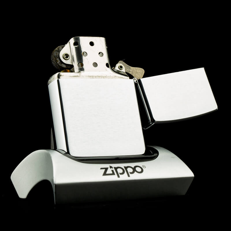 may-lua-zippo-navy-officer-emblem-VIII-1992-si-quan-thuy-quan-hiem