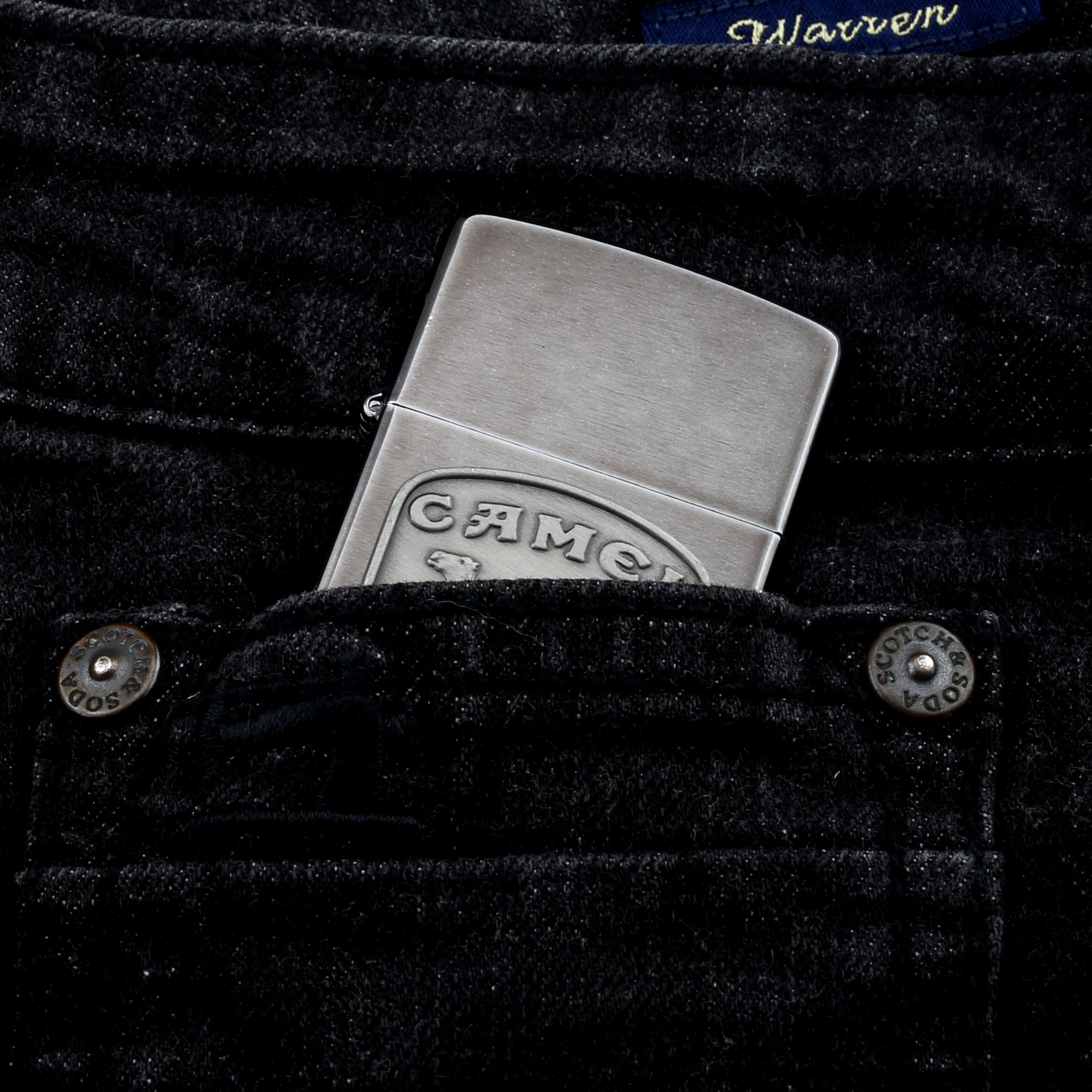 Zippo-co-la-ma-op-noi-emble-logo-Camel-VIII-1992-cua-hang-zippo-uy-tin-top-dau-sai-gon-mau-dem-toi