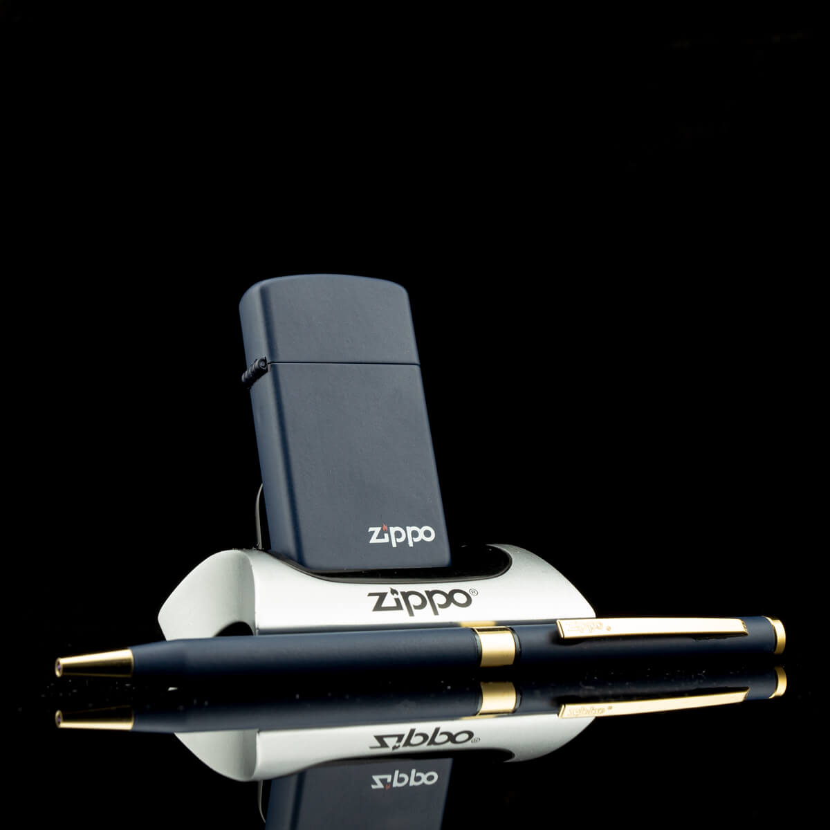 bat-lua-zippo-slim-blue-and-pen-1932-1990-bo-zippo-kem-viet-chu-nien-mini