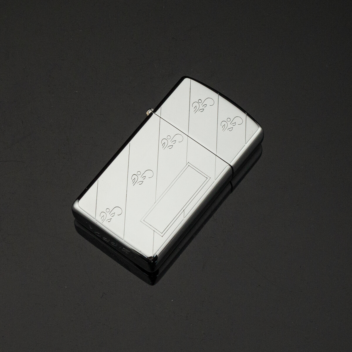 bat-lua-zippo-slim-floral-pattern-1962-hoa-van-mau-trang-inox