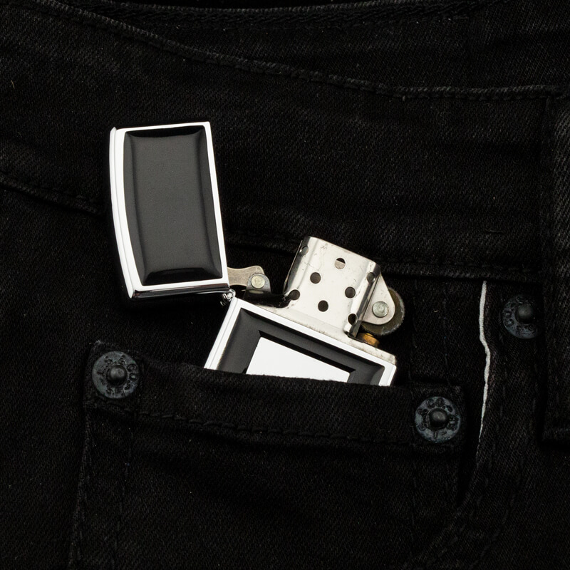 bat-lua-zippo-ultralite-VII-1991-op-mica-den-hang-xach-tay-usa