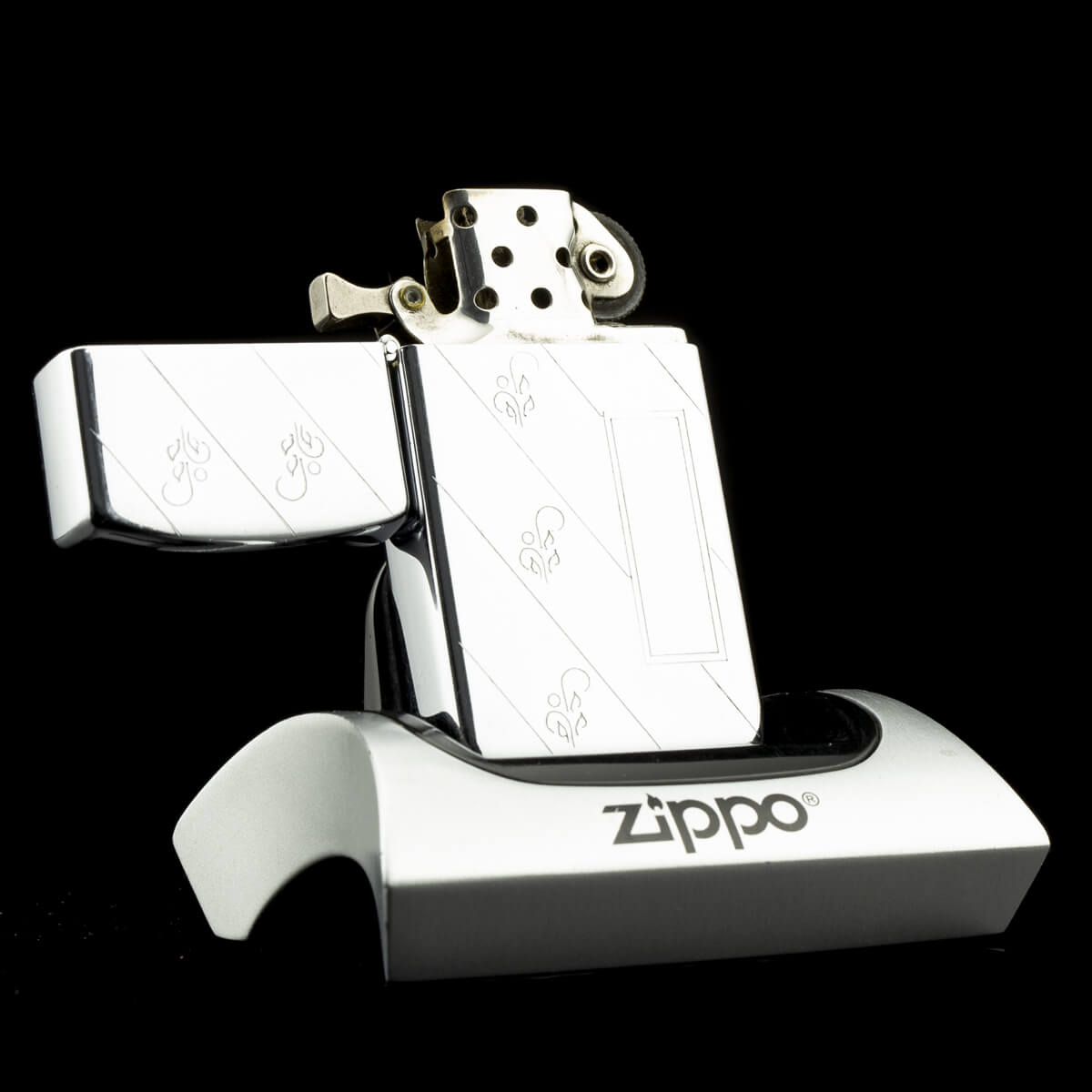 hot-quet-zippo-used-slim-floral-1959-hoa-van-ruot-in-doc-hiem-da-qua-su-dung