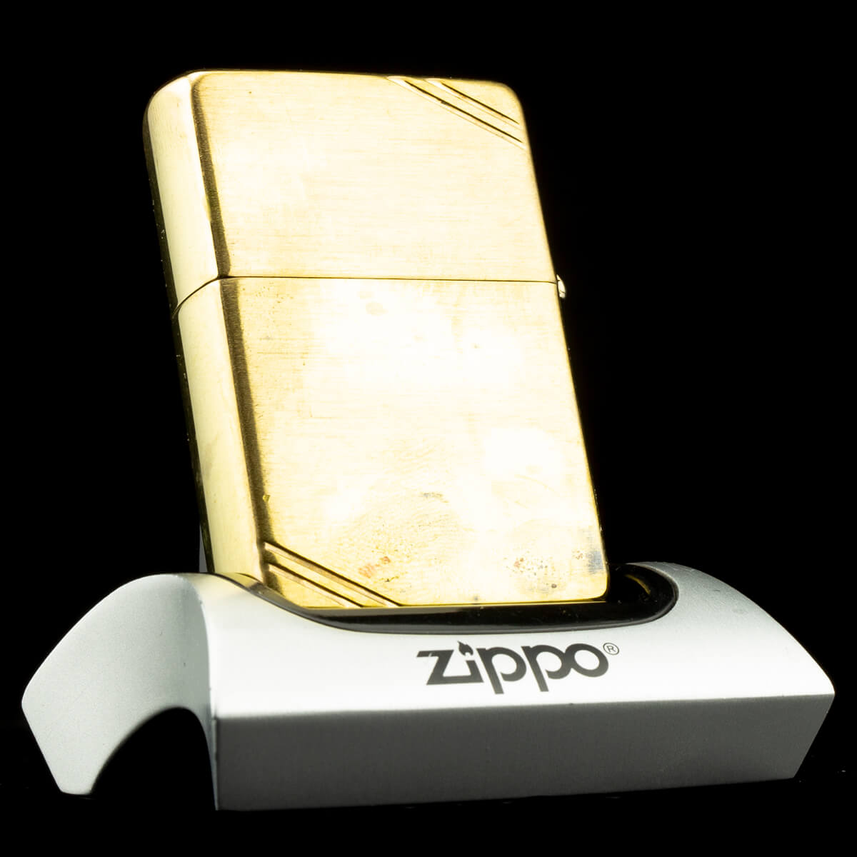 hop-quet-zippo-used-vntage-1937-brass-1985-i-mot-la-ma-da-su-dung-hiem