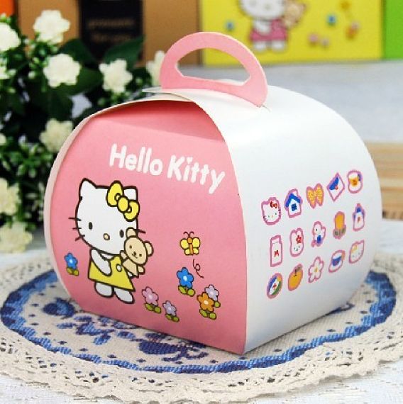 Hộp bánh gato Hello Kitty dành cho trẻ nhỏ