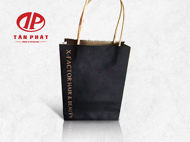 Túi giấy Kraft đen dành cho shop thẩm mỹ viện, Spa