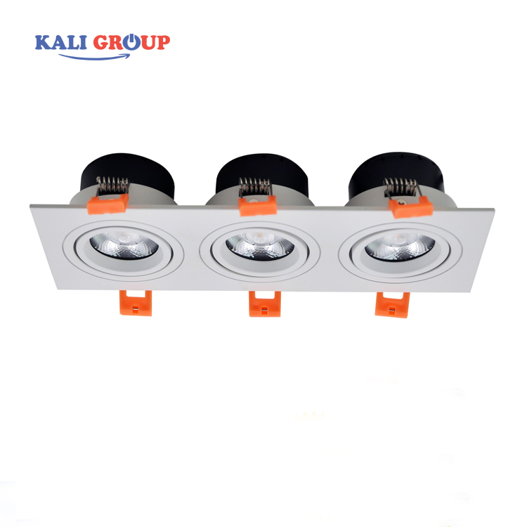 Đèn Spotlight 3 bóng ELV803E-M 36w