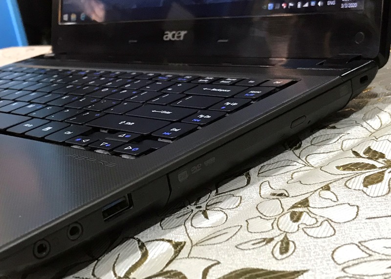 Laptop Acer Aspire 4750 Core i5 2410M, 4gb, 500gb, 2 Card Đồ Họa