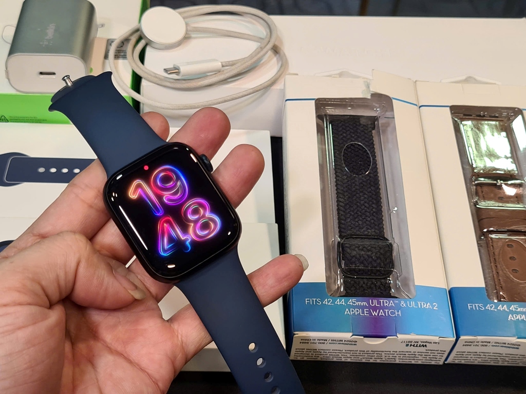 apple watch series 9 45mm cũ zin giá rẻ tại shop Nguyên Linh