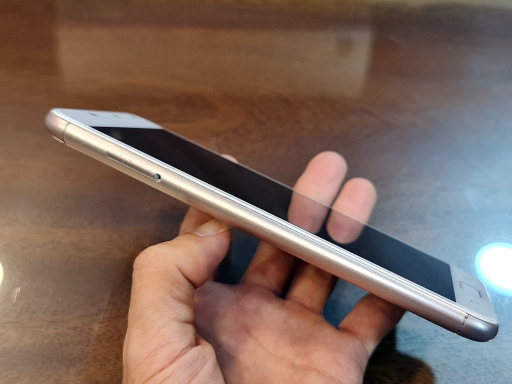 asus zenfone 4 max pro zin cũ giá rẻ tại shop Nguyên Linh