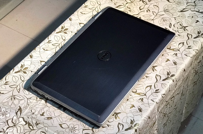 Laptop Dell Latitude e6520 Core i7 2620M, 4gb, 500gb, 15.6 inch