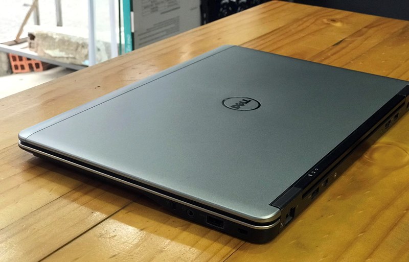 Dell latitude e7440