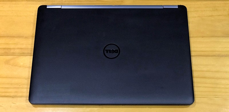 nắp lưng Dell latitude e7470