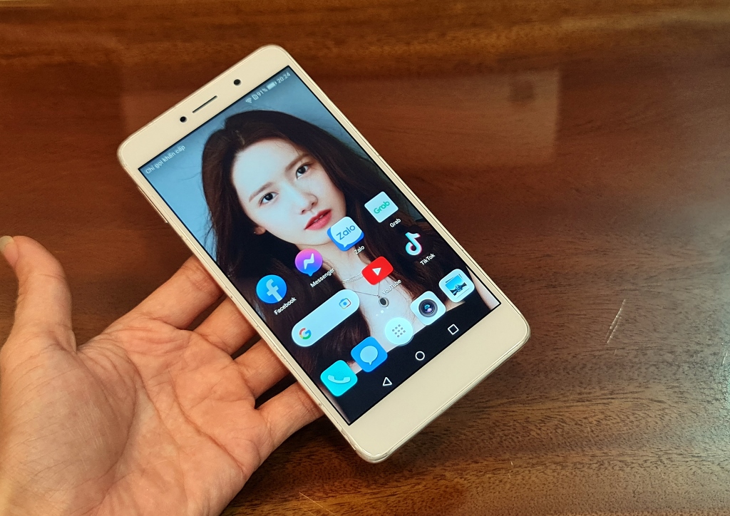 Huawei GR5 2017 zin cũ giá rẻ được bán tại shop Nguyên Linh