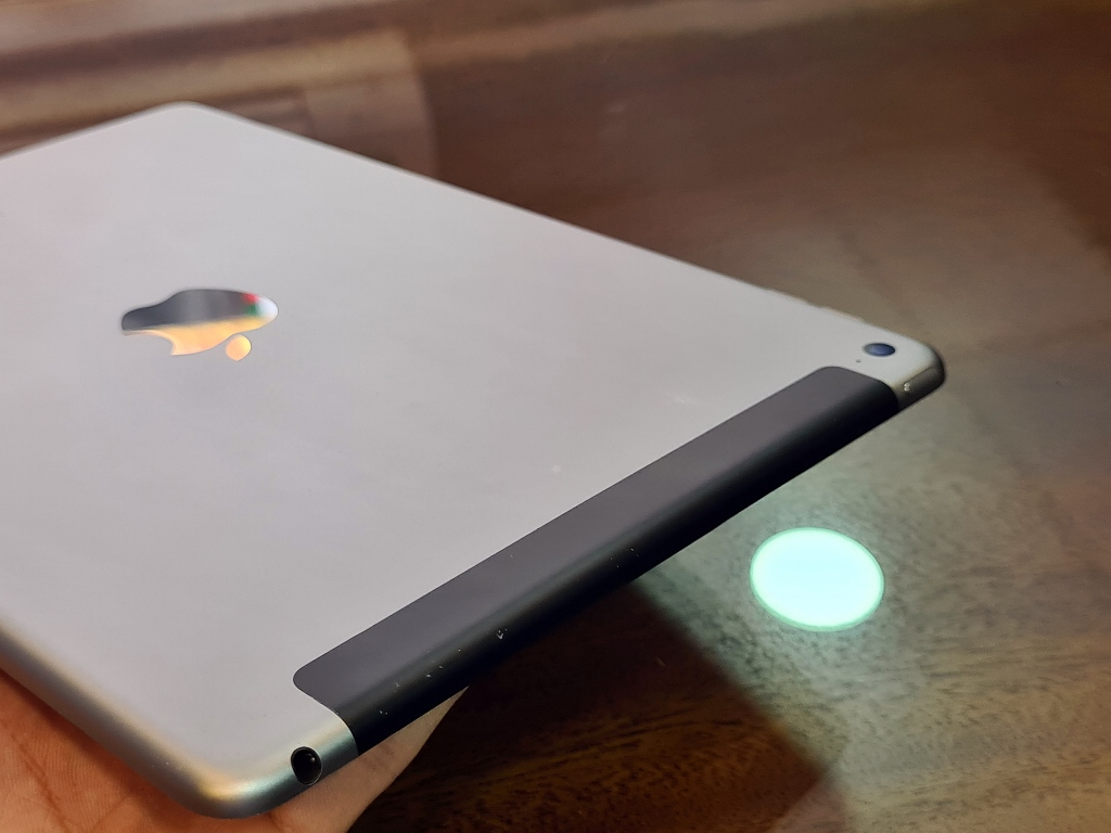 ipad air 2 zin cũ giá rẻ tại cửa hàng Nguyên Linh 0904362627