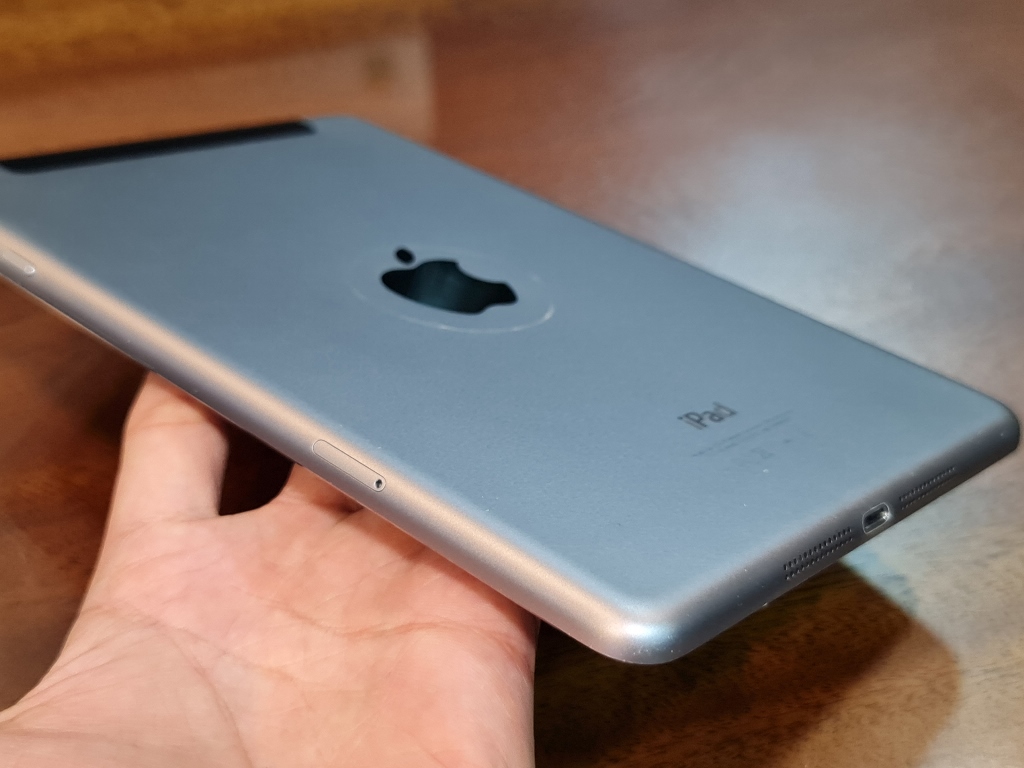 ipad mini 3 zin cũ giá rẻ tại cửa hàng Nguyenlinh.com.vn