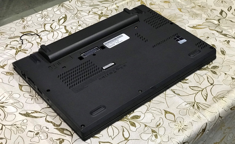 HÌNH CHỤP THINKPAD X250 CŨ TẠI NGUYÊN LINH