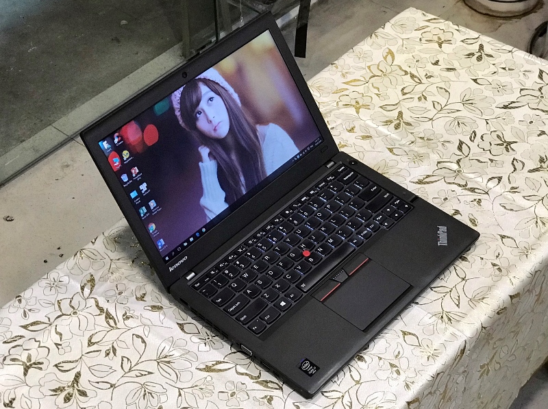 HÌNH CHỤP THINKPAD X250 CŨ TẠI NGUYÊN LINH