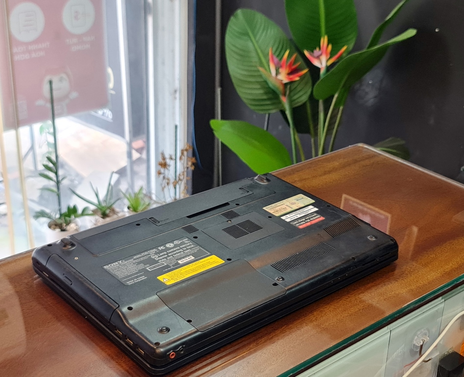 laptop Sony Vaio cũ giá rẻ tại cửa hàng Nguyên Linh 0904362627