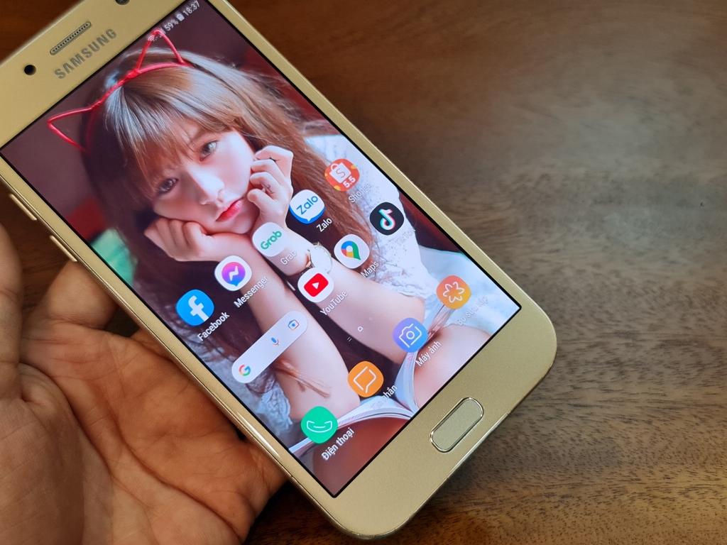 samsung a720 zin cũ giá rẻ tại nguyenlinh.com.vn 0904362627