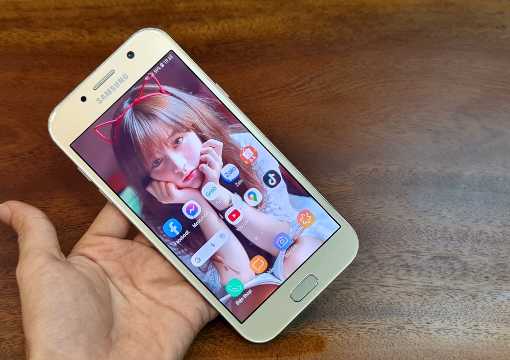 samsung a720 zin cũ giá rẻ tại nguyenlinh.com.vn 0904362627