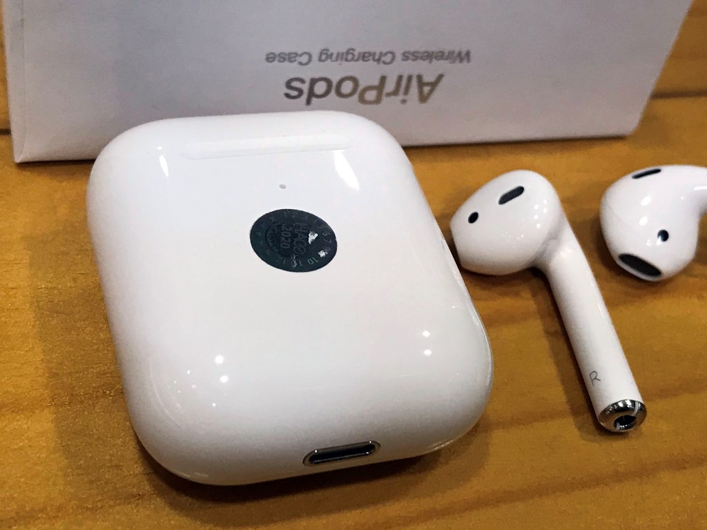 tai nghe airpod 2 fake chính hãng rep 1:1 bán giá rẻ tại nguyenlinh.com.vn