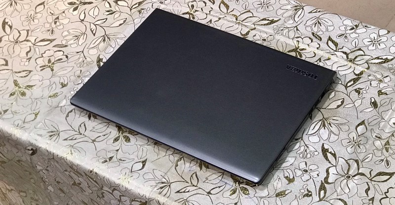 HÌNH CHỤP TOSHIBA Z30 CŨ TẠI NGUYÊN LINH