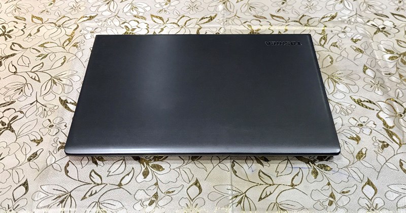 HÌNH CHỤP TOSHIBA Z30 CŨ TẠI NGUYÊN LINH