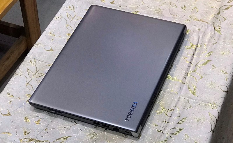 HÌNH CHỤP TOSHIBA Z30 CŨ TẠI NGUYÊN LINH