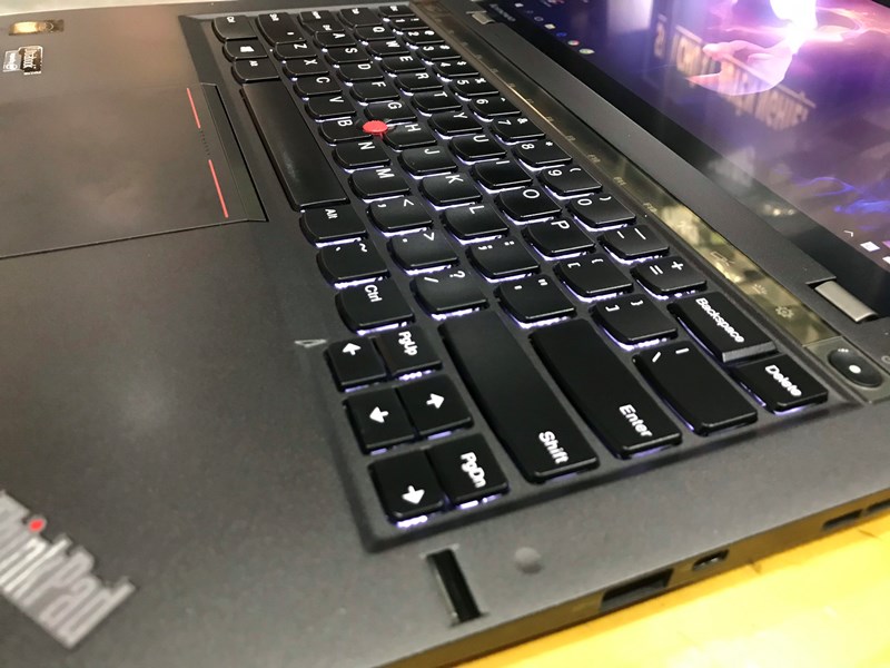 thinkpad x1 carbon gen 2