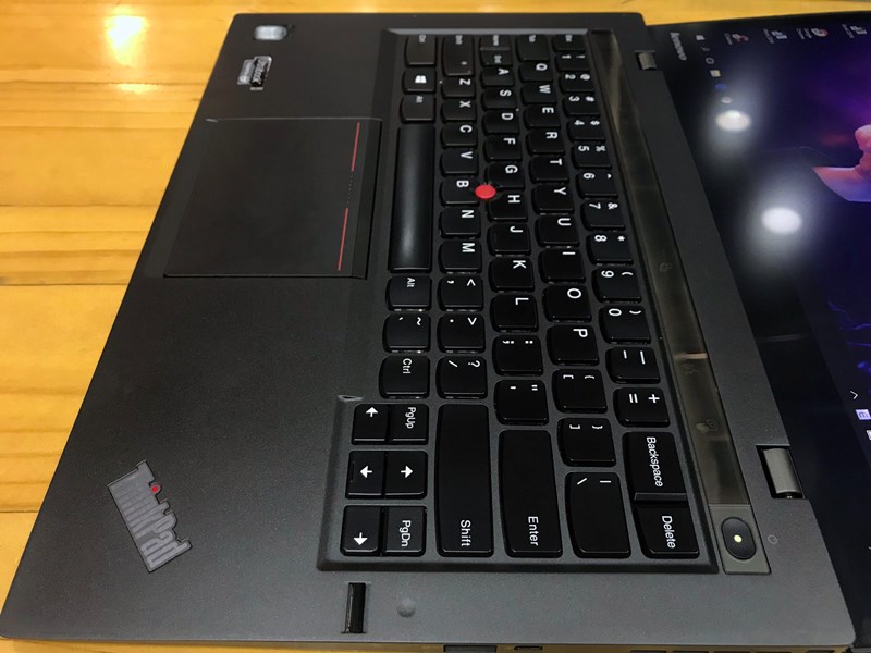 thinkpad x1 carbon gen 2