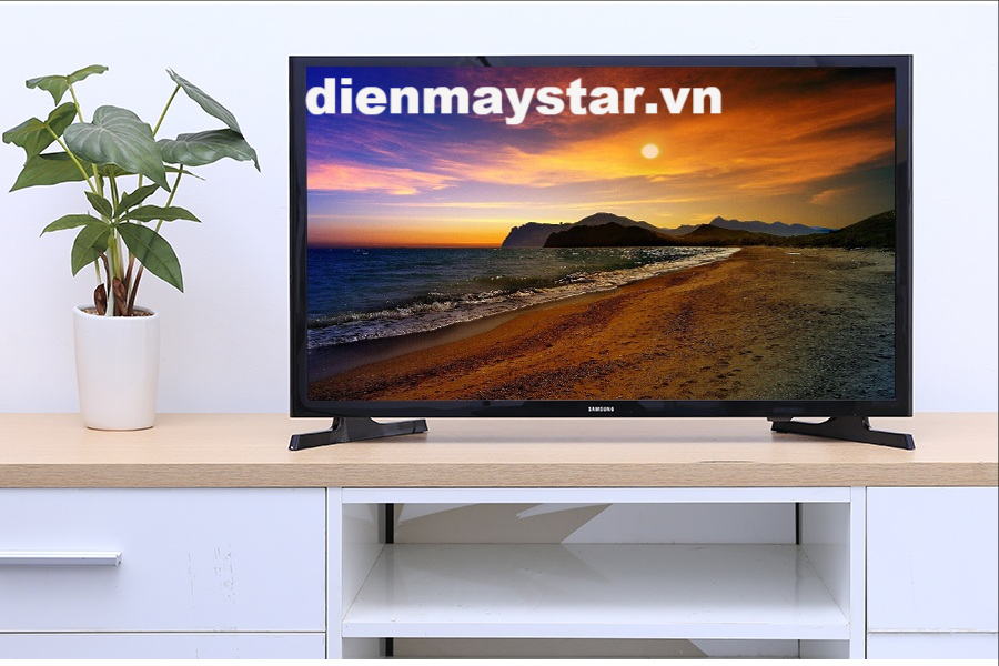 Tivi Samsung Smart 32 inch UA32J4303D