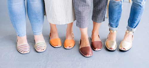 Đón đầu xu hướng giày sandal 'lai' giày cho mùa hè 2017