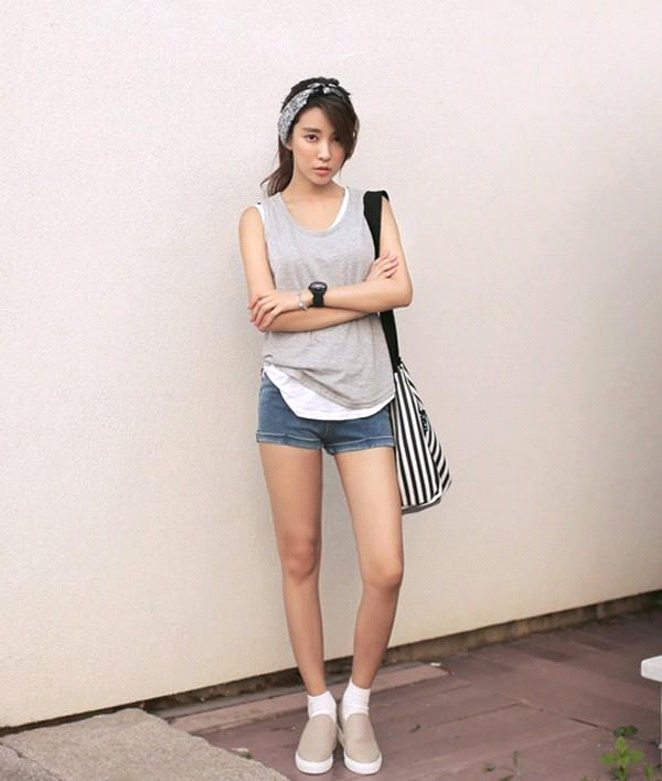 Mix đồ chuẩn với giày slip on