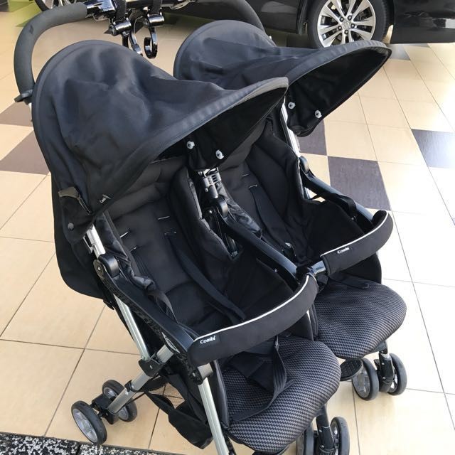 Xe đẩy đôi Combi Spazio Duo đích thị là sản phẩm như vậy